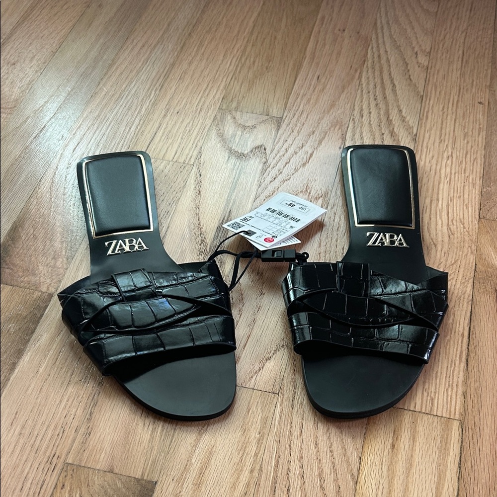 Zara Black Croc-Embossed Sandals